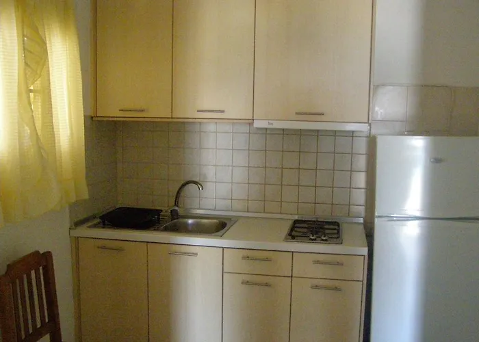 Elli * Velika (Thessaly)