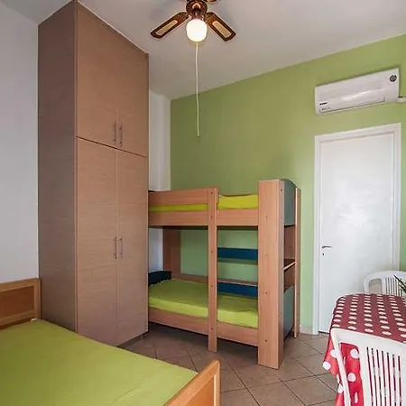 Apartament Elli *